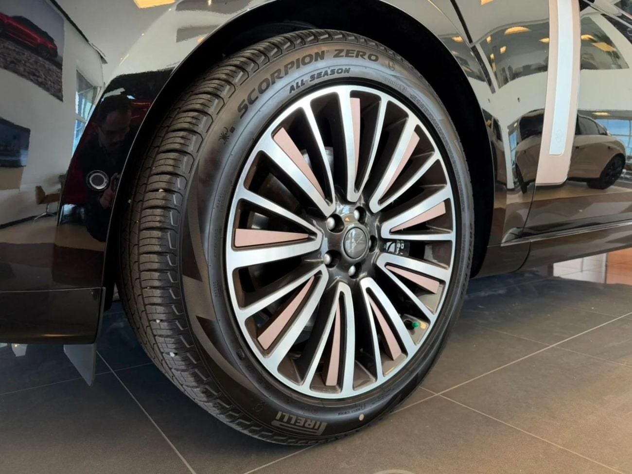 لاند روفر رينج روفر P615 SV Autobiography LWB * Export Offer *