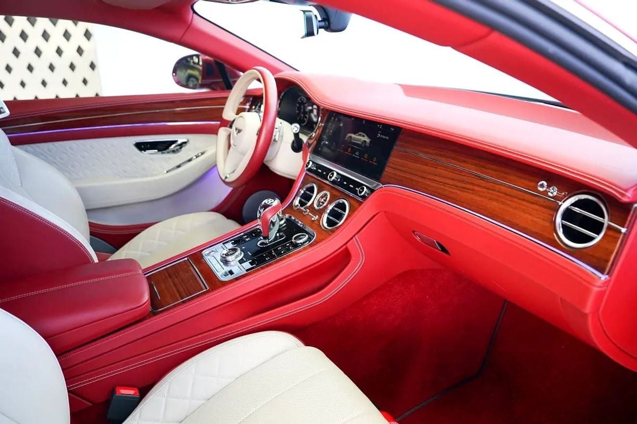 Bentley Continental GT W12 6.0L W12 (626 HP)