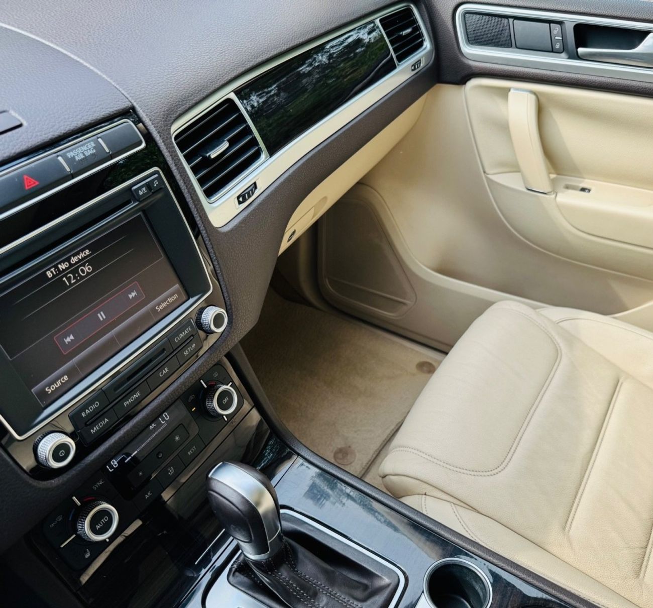 Volkswagen Touareg SEL 3.6L