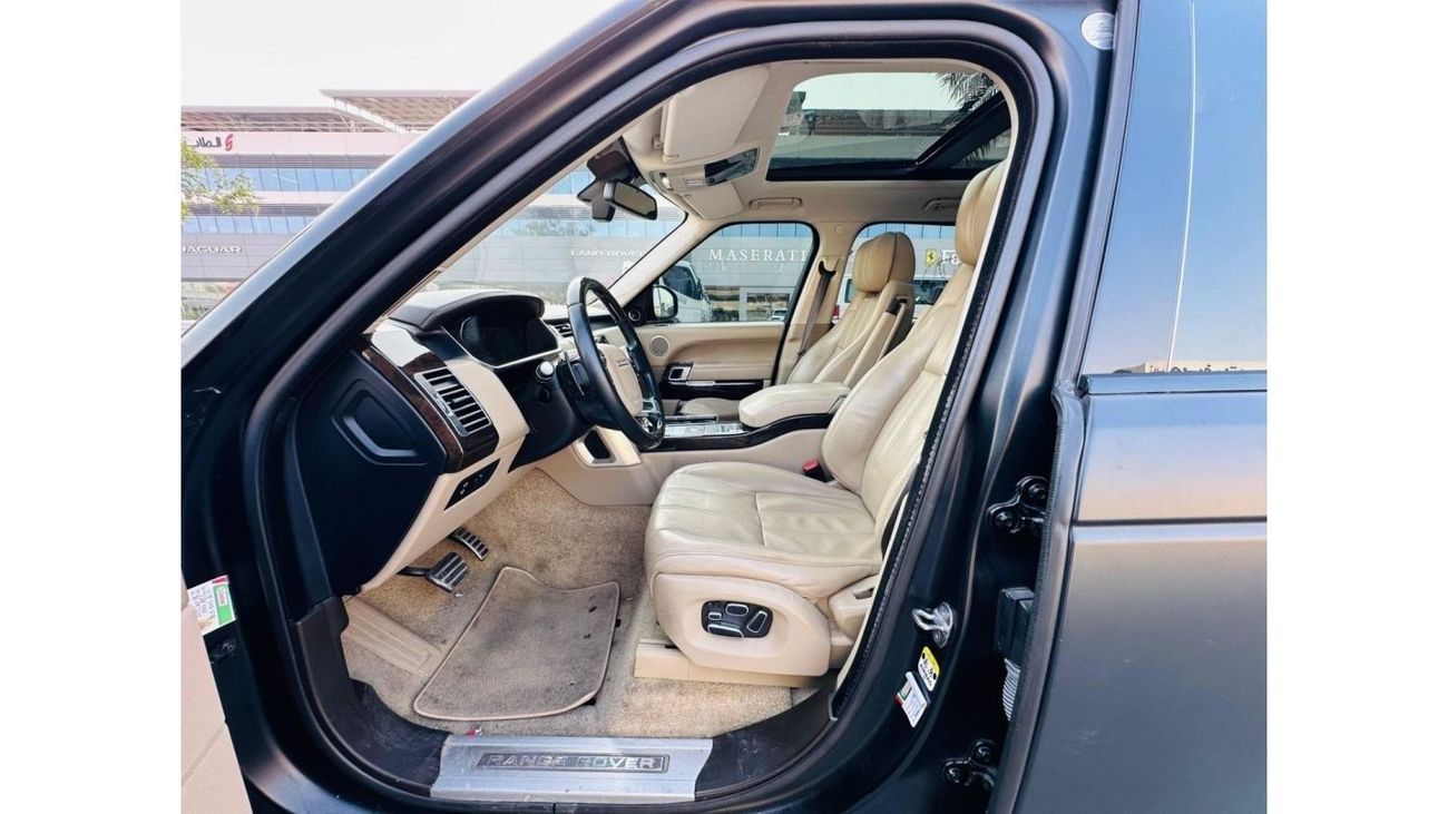 Land Rover Range Rover RANGE ROVER VOUGE SE 5.0 V8 | GCC | BLACK MATE PPF | WELL MAINTAINED