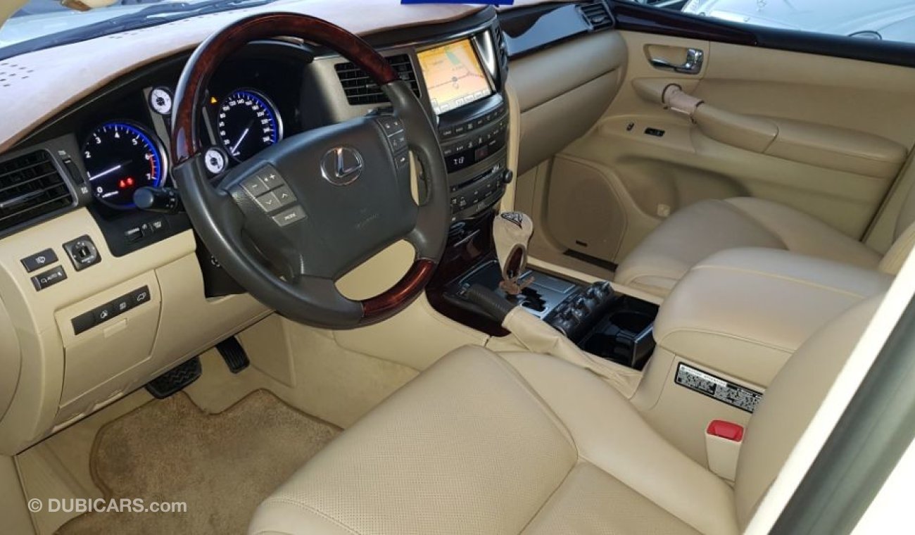 لكزس LX 570 2010 Model Gulf specs Full options clean car excellent condition