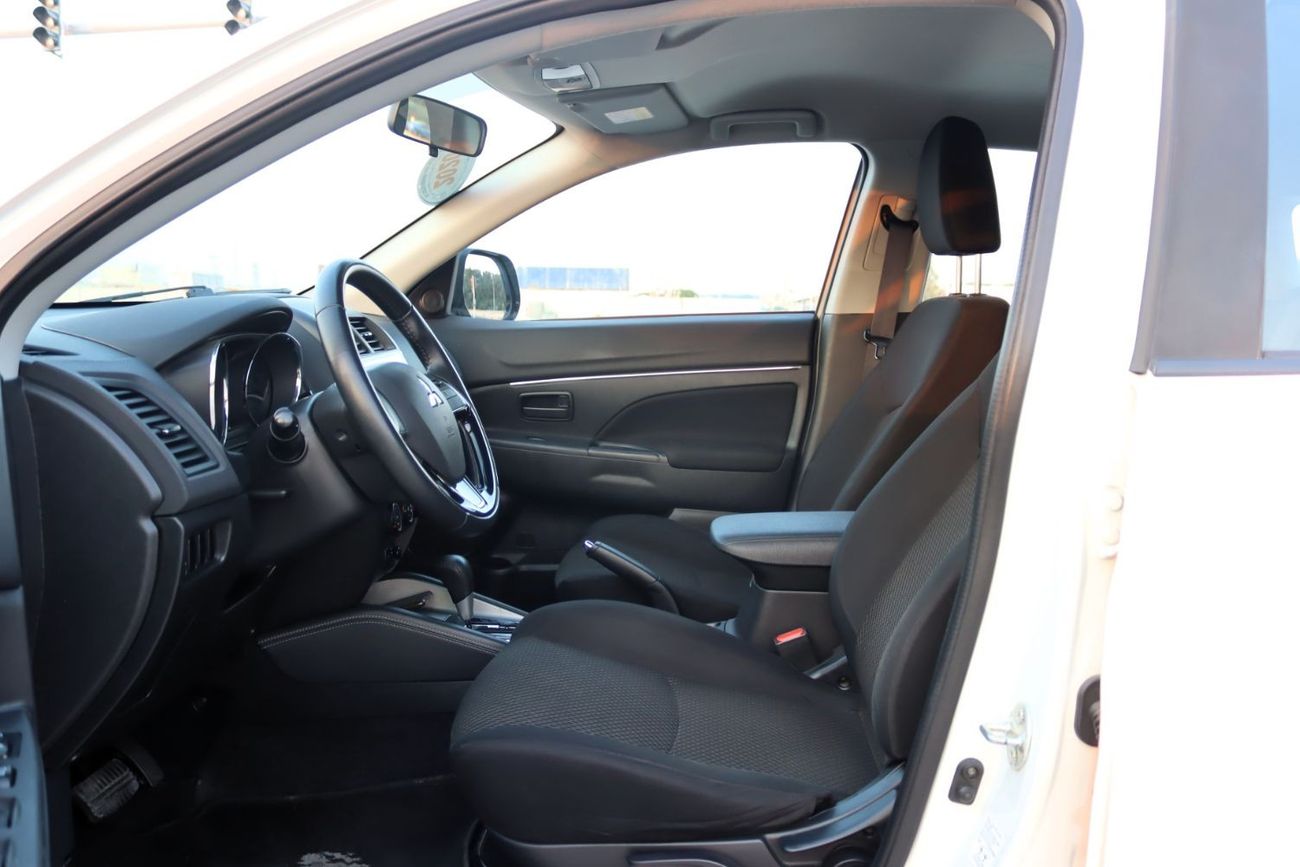 Mitsubishi ASX GLS ACCIDENTS FREE - GCC - ENGINE 2000 CC - ORIGINAL PAINT - PERFECT CONDITION INSIDE OUT