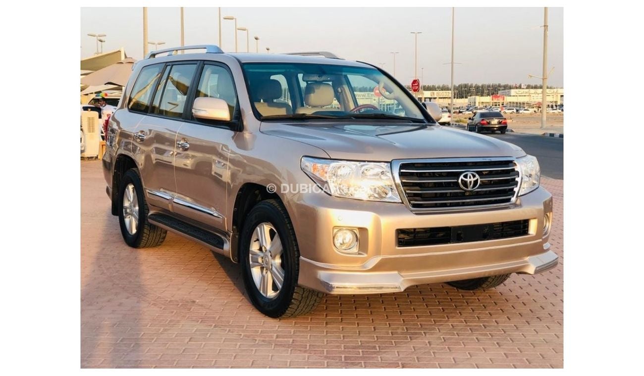 Toyota Land Cruiser Toyota land cruiser 6 cylinder GCC full option