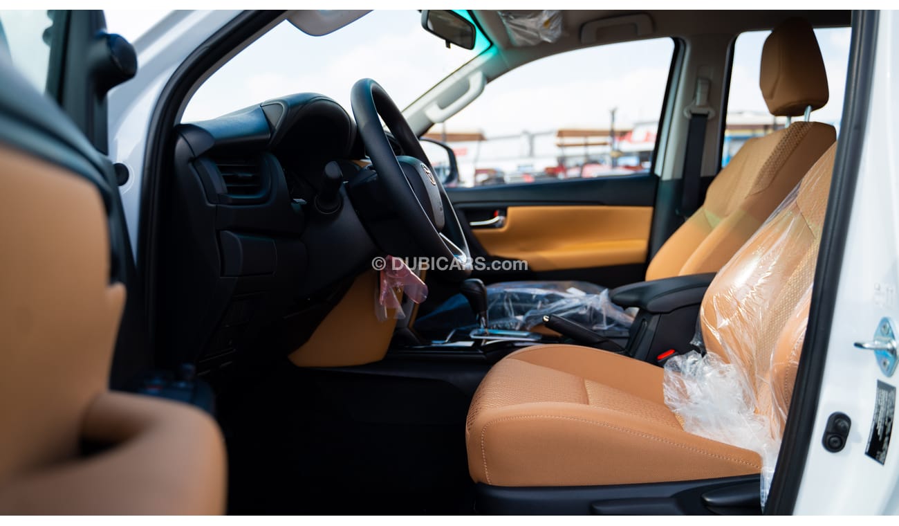 Toyota Fortuner 2023 TOYOTA FORTUNER SR 5 - 2.7L PETROL 4X4 , GCC
