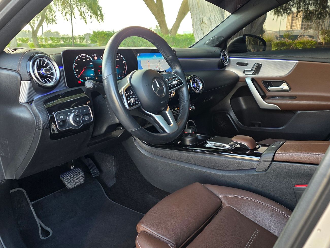 مرسيدس بنز A 220 2.0