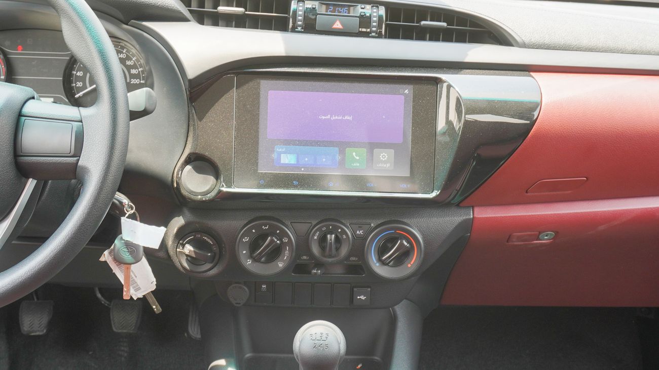 Toyota Hilux GL-2  D-4D  2.4L DIESEL 4WD M/T