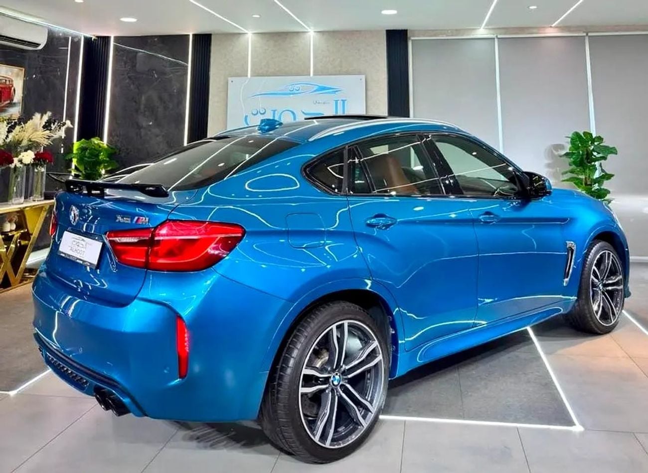 BMW X6 BEST X6M V8 // RADAR // NIGHT VISION // STAR ROOF TOP RANGE // GCC // LOW MILES