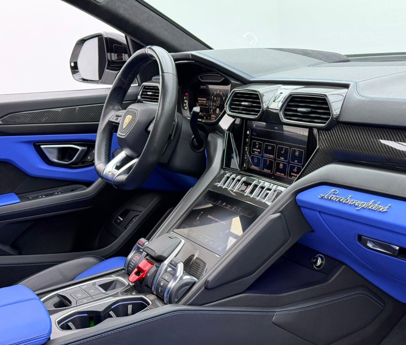 Lamborghini Urus 2022 Lamborghini Urus, 2027 Lamborghini Warranty, Full Lamborghini Service History, GCC