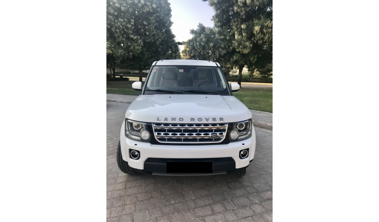 Land Rover LR4 HSE | 3.0L V-6 SUPERCHARGED 4x4 | GCC SPECS