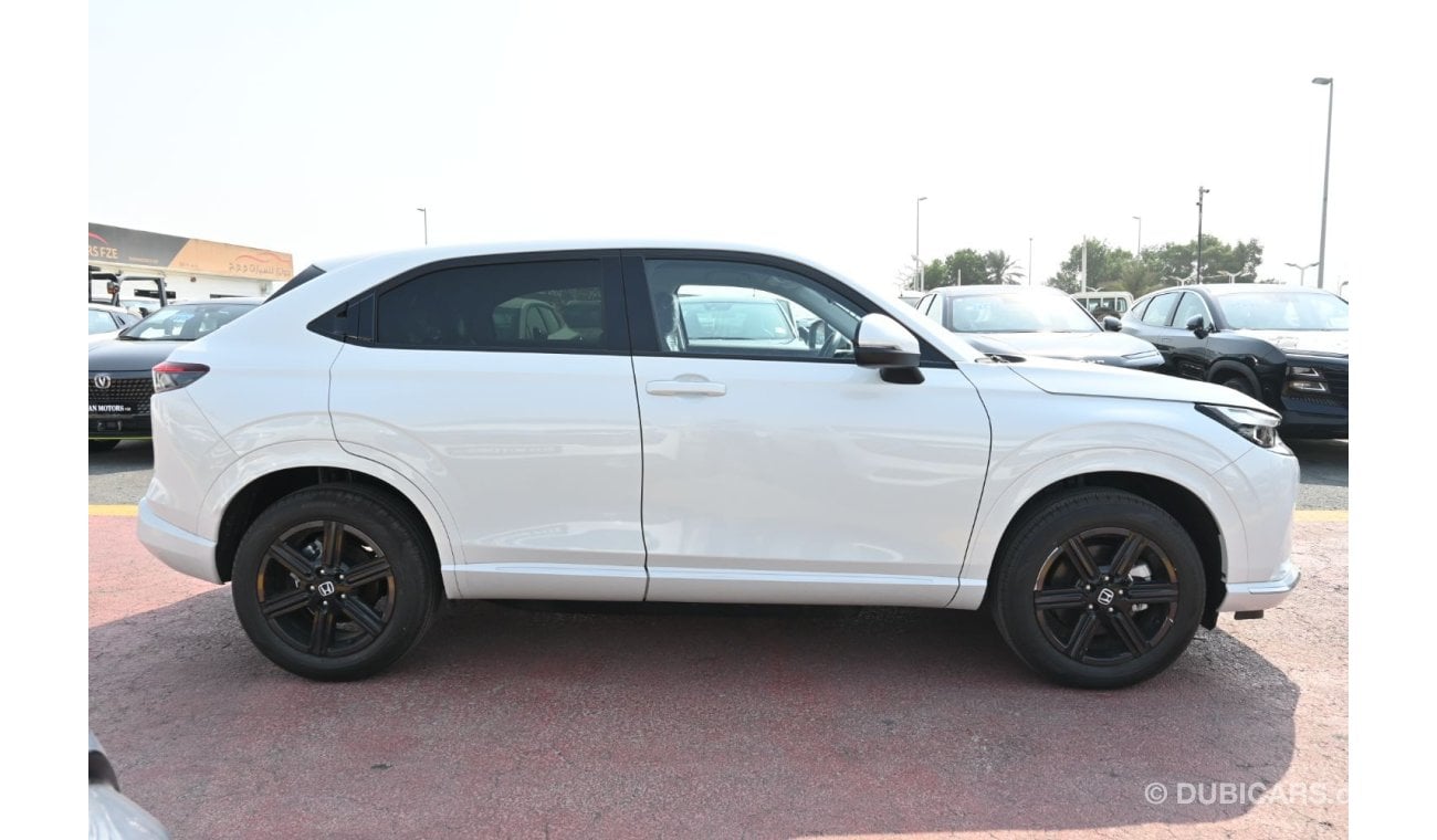 هوندا e:NP1 Honda e:NP1 EV White Model Year 2023 Standard Option, Keyless Entry, Rear Parking Sensors, Rear Came