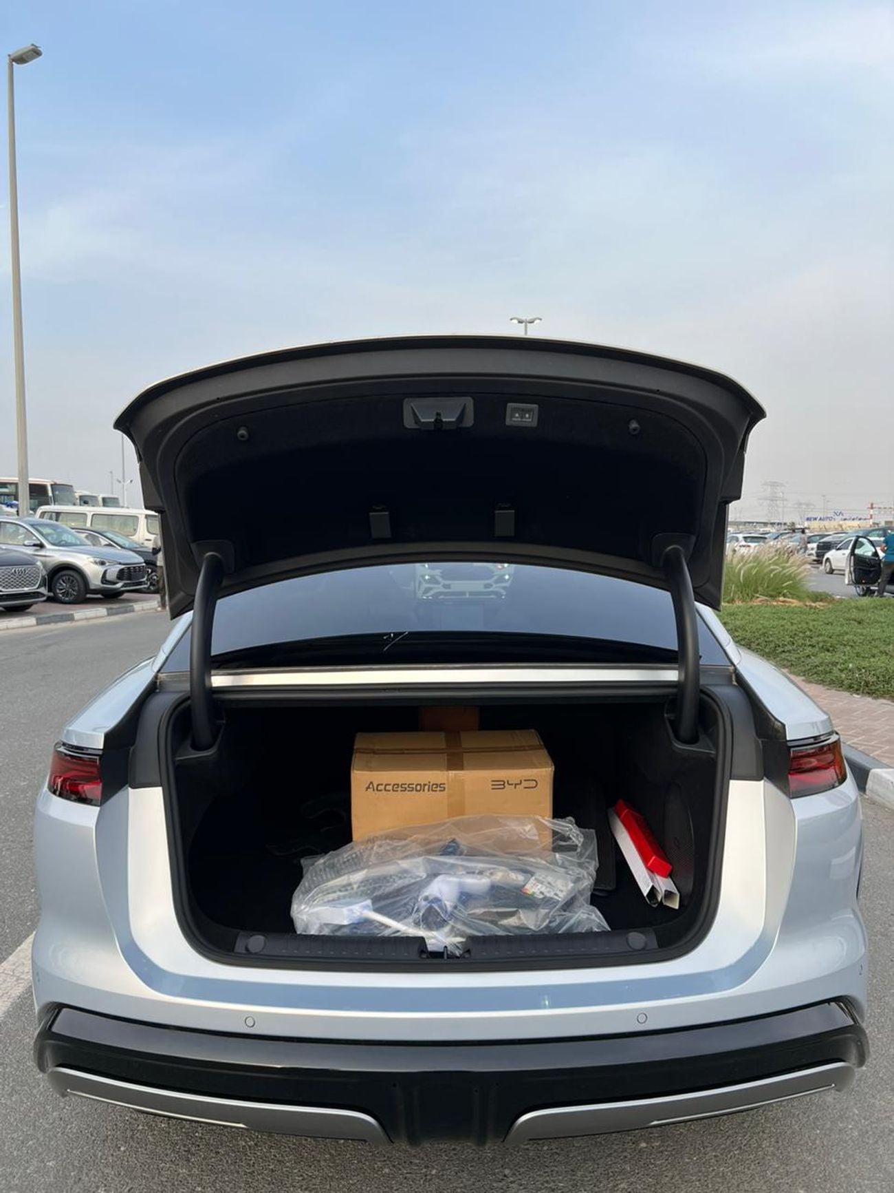 بي واي دي هان BYD HAN BYD Han L EV  701KM   Flagship