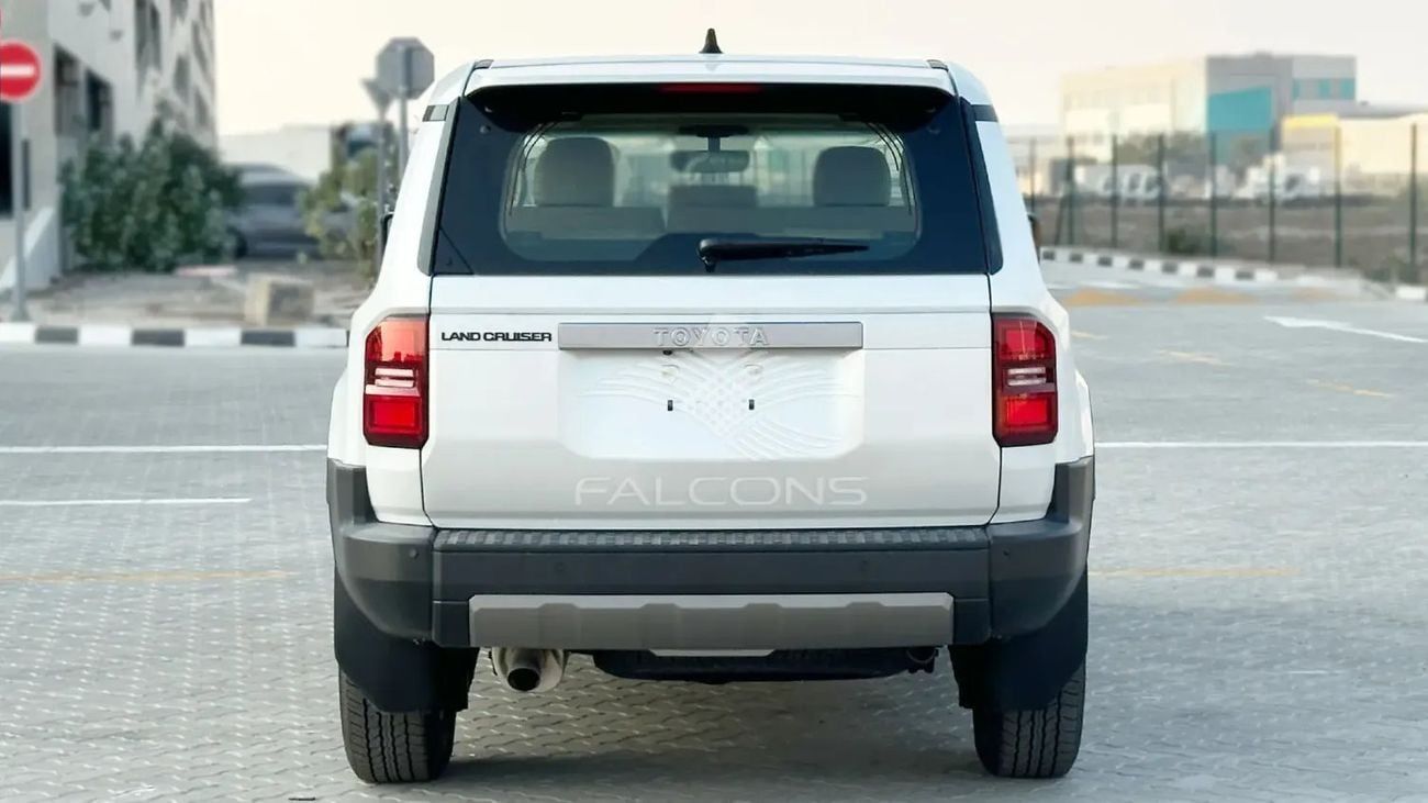 تويوتا برادو TXR Toyota Prado 2.7L PETROL ALL ROUNDER 4SP TXL Spare Down AT