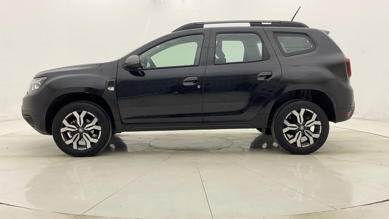 Renault Duster LE 1.6 | Zero Down Payment | Home Test Drive