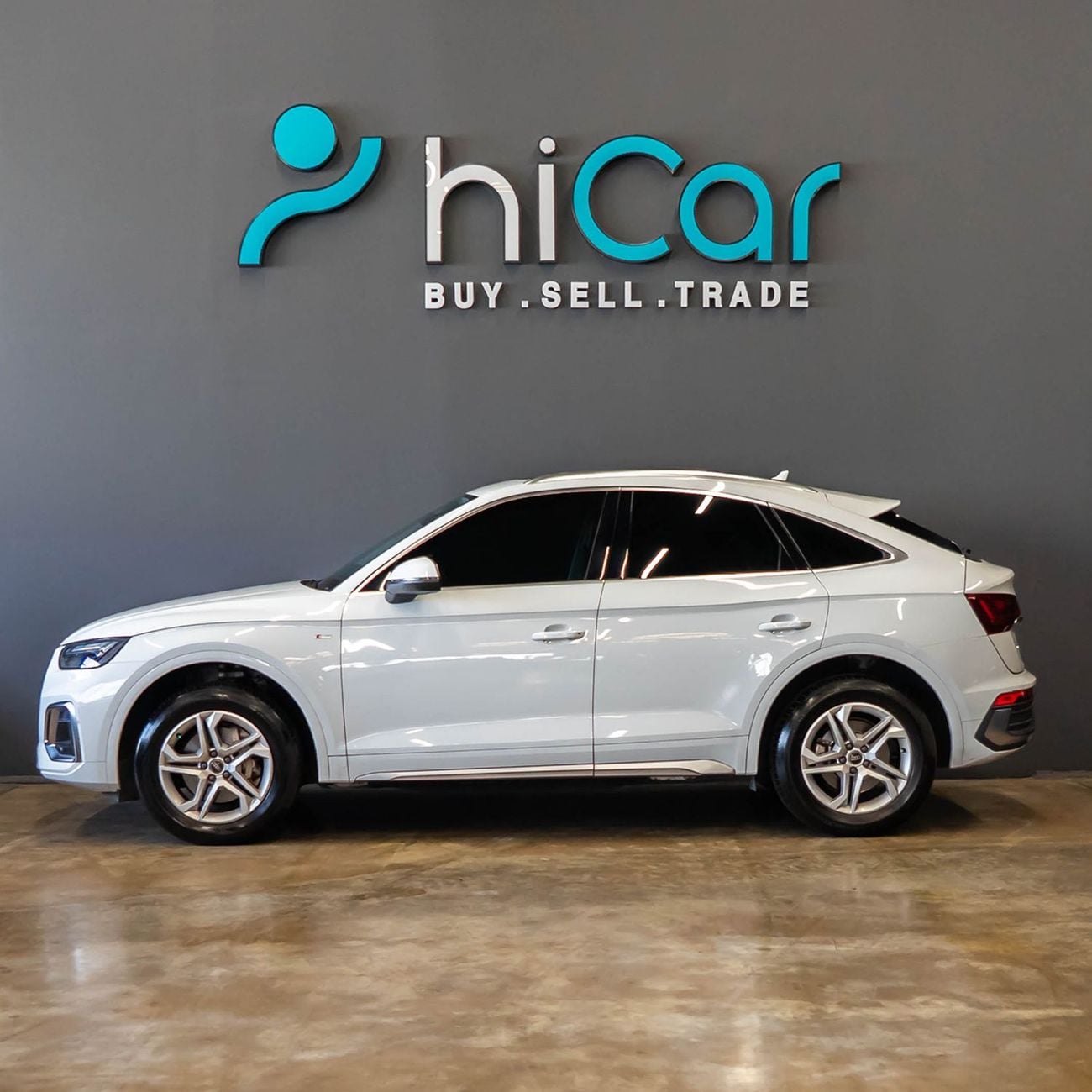 Audi Q5 AED 2,490 P.M • 0% Downpayment • Audi Q5 Coupe 45TFSI S Line • 1 Year Warranty