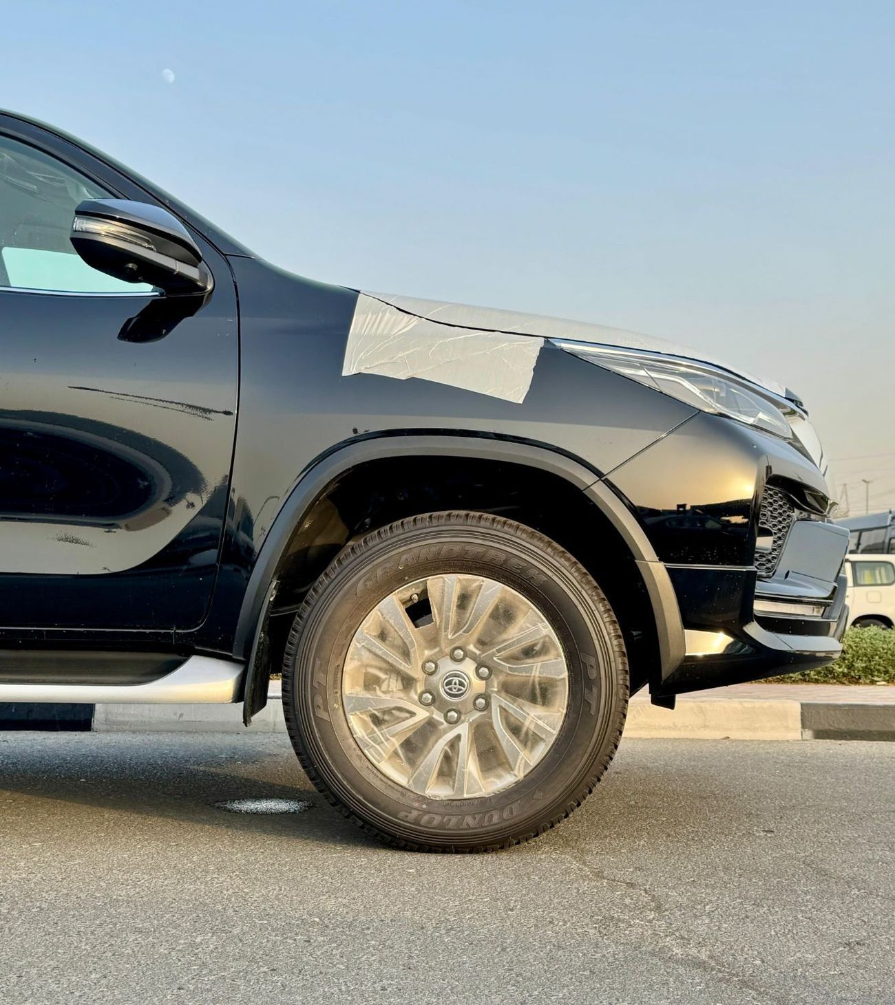 Toyota Fortuner Toyota Fortuner SR5 Plus 4.0L - Black - 0 KM - 2025