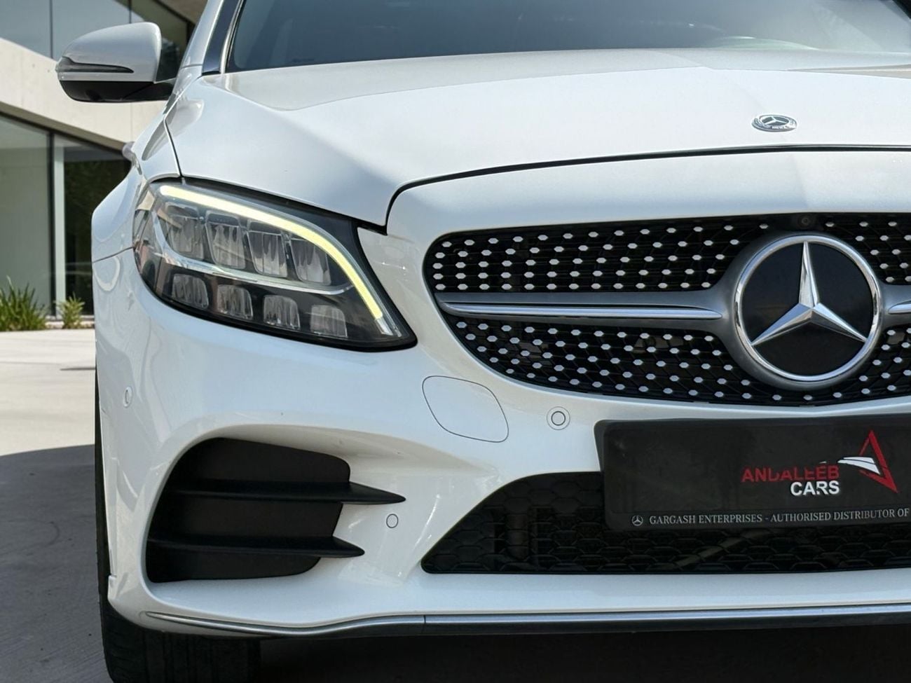 Mercedes-Benz C 200 AED 1,360 P.M | 0% DOWN PAYMENT | MERCEDES-BENZ C200 | 2020 | GCC SPECS