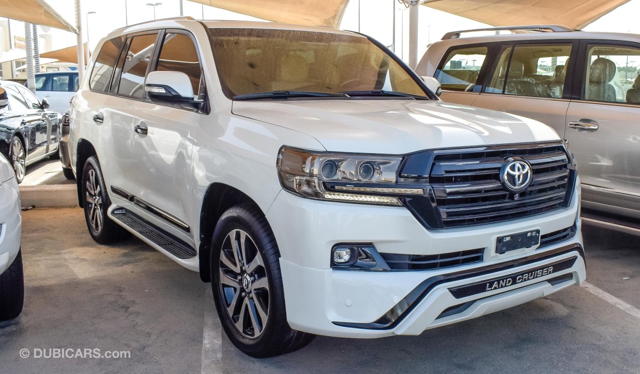 Toyota Land Cruiser VXR With 2016 Body kit