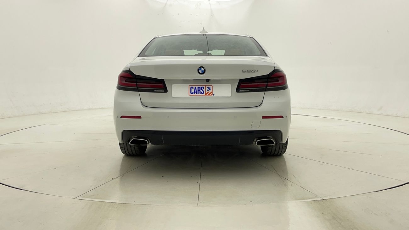 بي أم دبليو 520i JOY EDITION 2 | بدون دفعة مقدمة | اختبار القيادة في المنزل