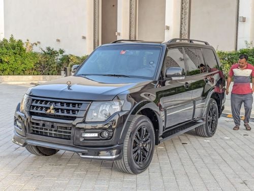 Mitsubishi Pajero GLS H/L SIGNATURE EDI Mitsubishi Pajero 2020 LHD black