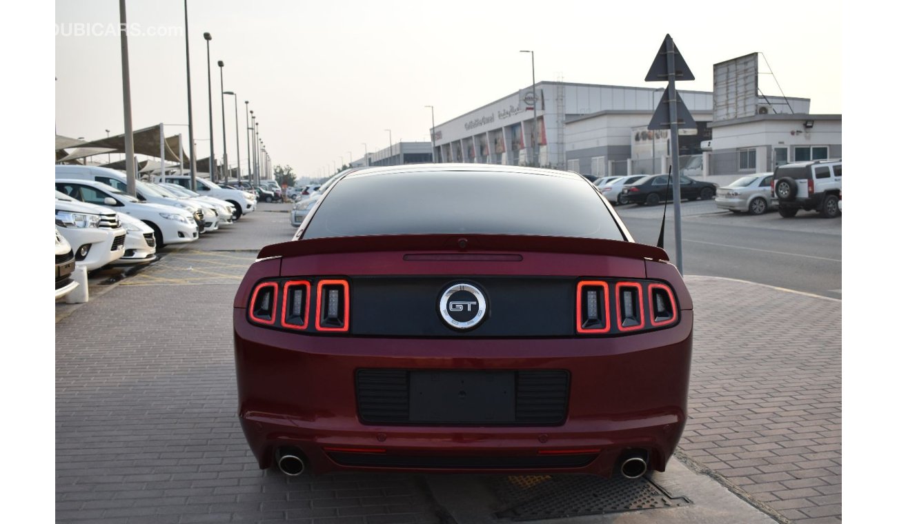 Ford Mustang FORD GT MUSTANG 5.0