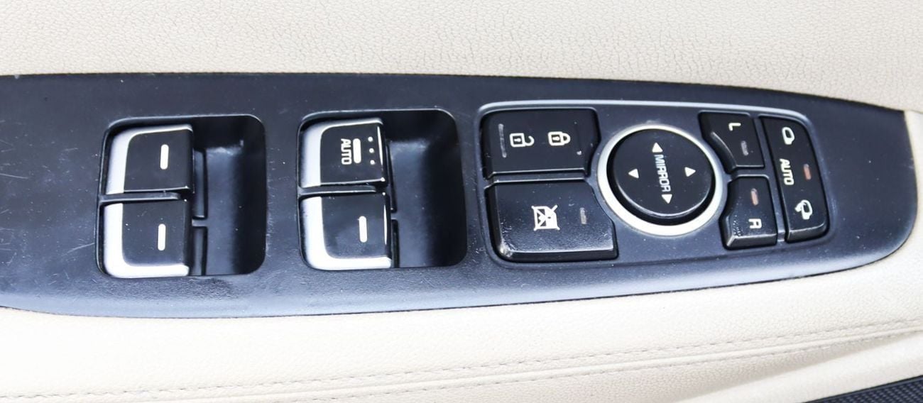 Kia Sorento Base 2.4L AWD Kia Sorento 2020 -GCC - Accident-free -120,000 km - 2.4L -7 seats -In Excellent condit