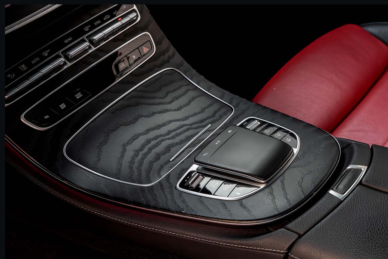 Mercedes-Benz E200 E 200 | 2,938 P.M | 0% Downpayment | Impeccable Condition!