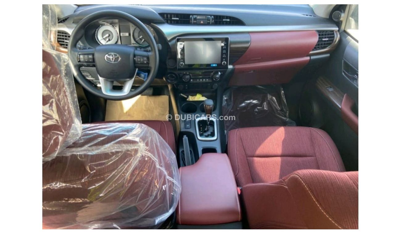 Toyota Hilux SR5 FULL OPTIONS 2.4L DIESEL A/T 4WD