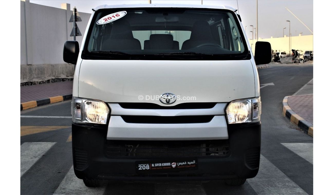 Toyota Hiace Toyota Hiace Van 2016 GCC in excellent condition without accidents, very clean from inside and outsi