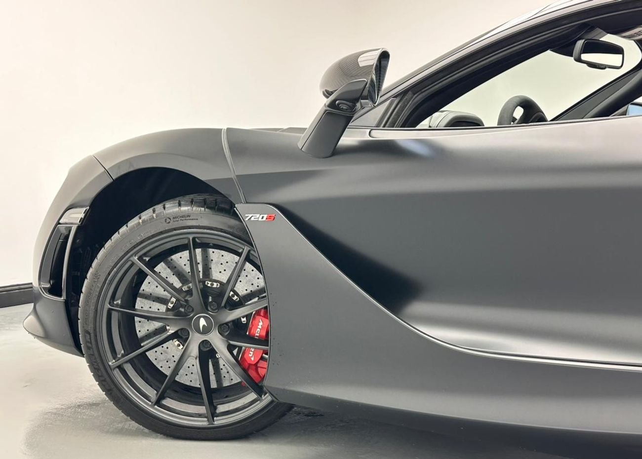 مكلارين 720S 2019 McLaren 720s, 1 Year Warranty Unlimited Km, McLaren Full Service History, GCC
