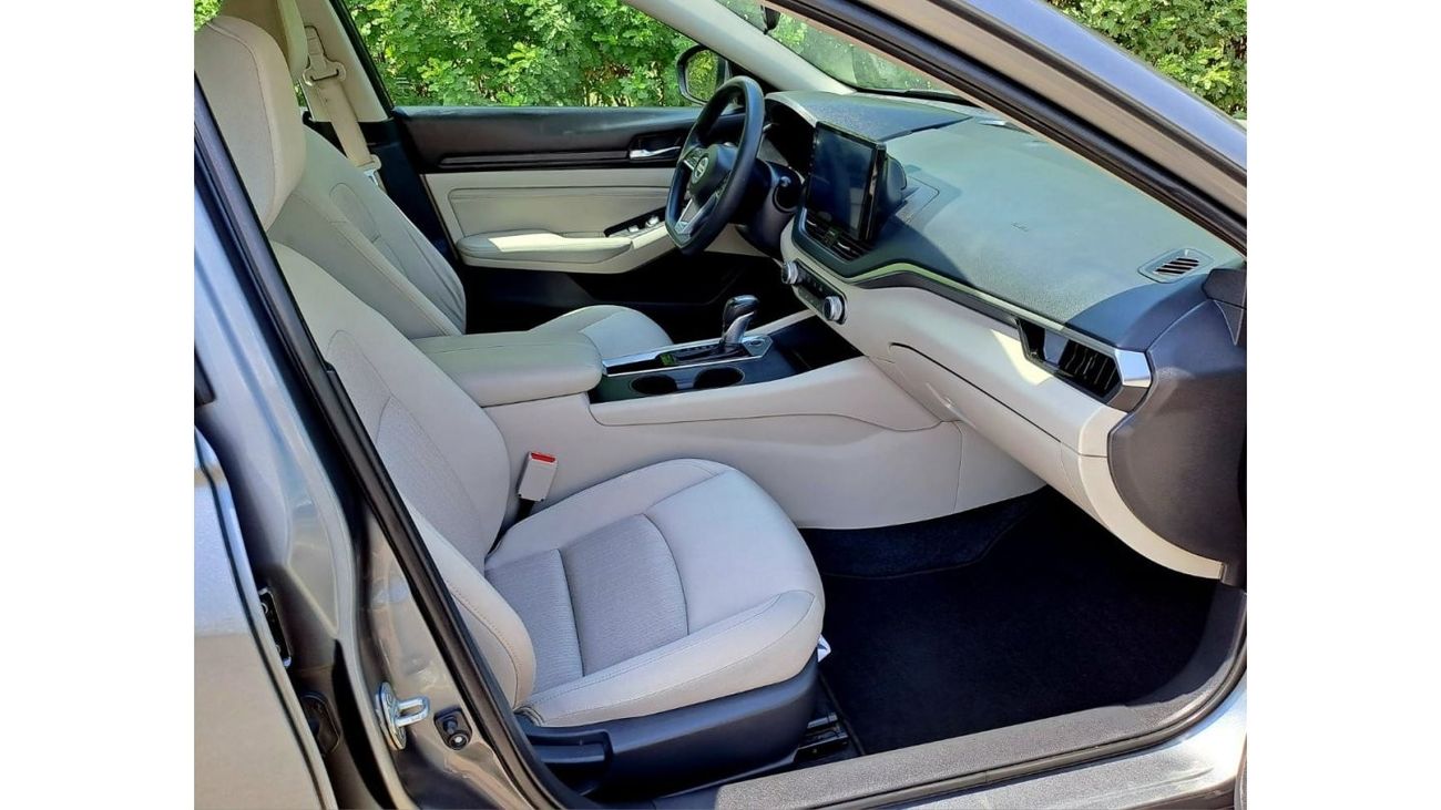 نيسان ألتيما SV SV