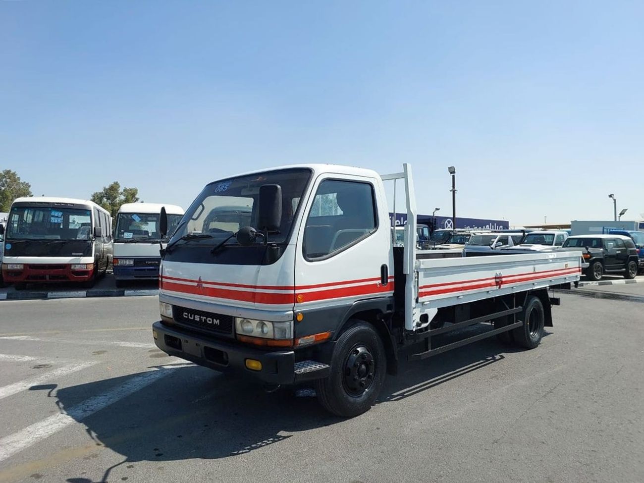 Mitsubishi Fuso Canter MITSUBISHI CANTER 6 BOLT TRUCK RHD 1995 MODEL 4.6 L DIESEL MANUAL(PM01580)