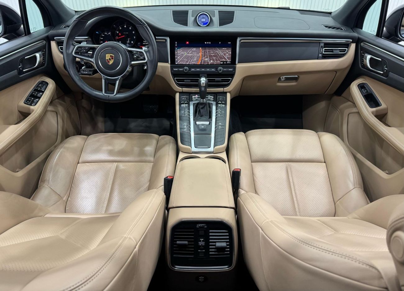 Porsche Macan Std 2.0L (252 HP) 2021 Porsche Macan, 1 Year Warranty, Full Agency Service History, GCC