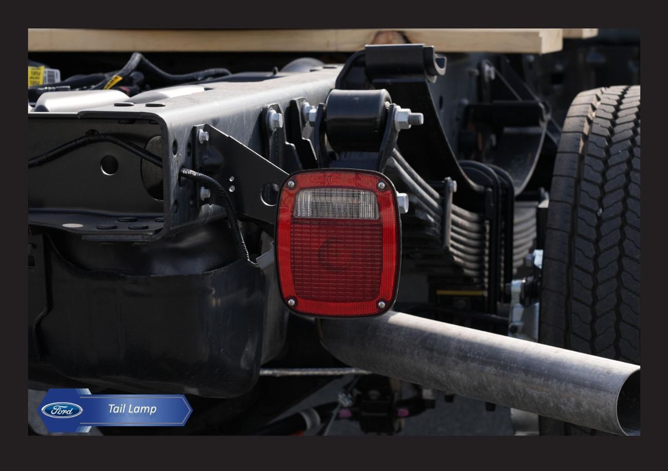 فورد F 550 FORD F550 6.7L V8 TD 4X4 XL CHASSIS SUPER DUTY A/T DSL 2025 Export Only