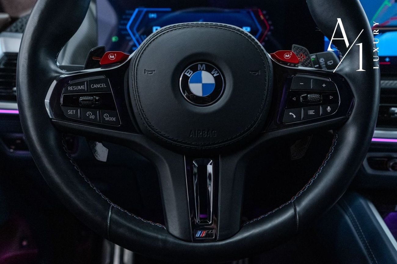 بي أم دبليو XM 2023 BMW XM, May 2027 BMW Warranty + Service Pack, Fully Loaded, Very Low Kms, GCC