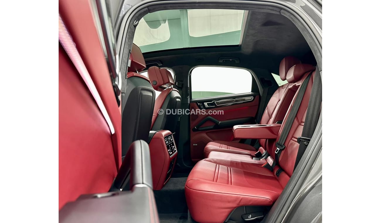 Porsche Cayenne 2022 Porsche Cayenne GTS Coupe, 03/2024 Porsche Warranty, Full Porsche Service History, GCC