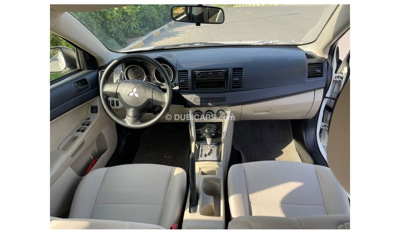 Mitsubishi Lancer MITSUBISHI LANCER 2,0 - GLS- mobile 2017 Excellent Conditio