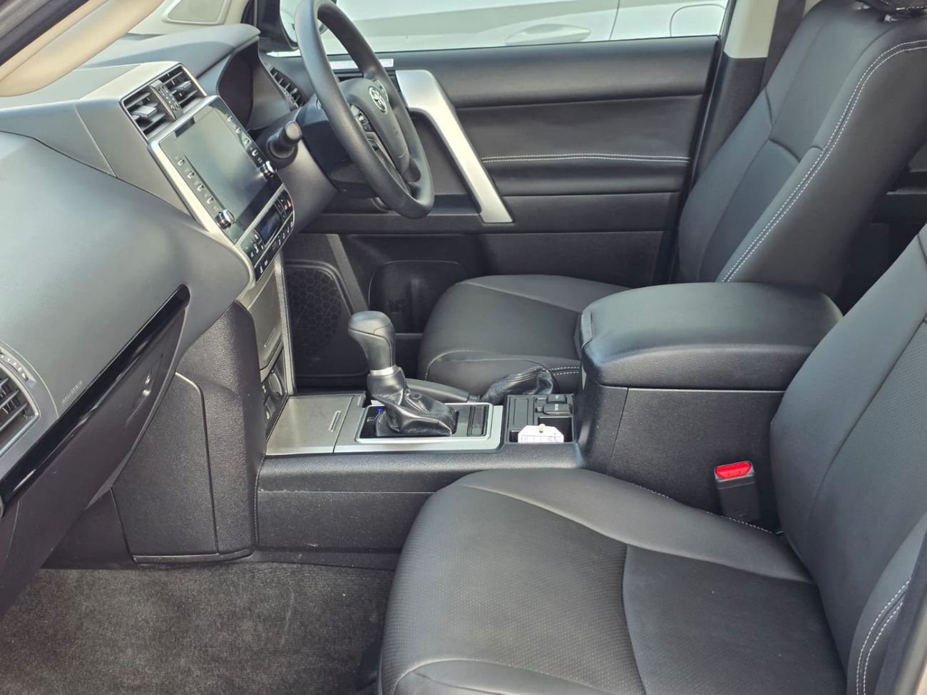 Toyota Prado RIGHT HAND DRIVE ONLY FOR EXPORT 2.8L FULL OPTION