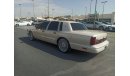 Lincoln Town Car Lincoln Town Car, American import model, 1996, in excellent condition, with a machine and a Car Esca