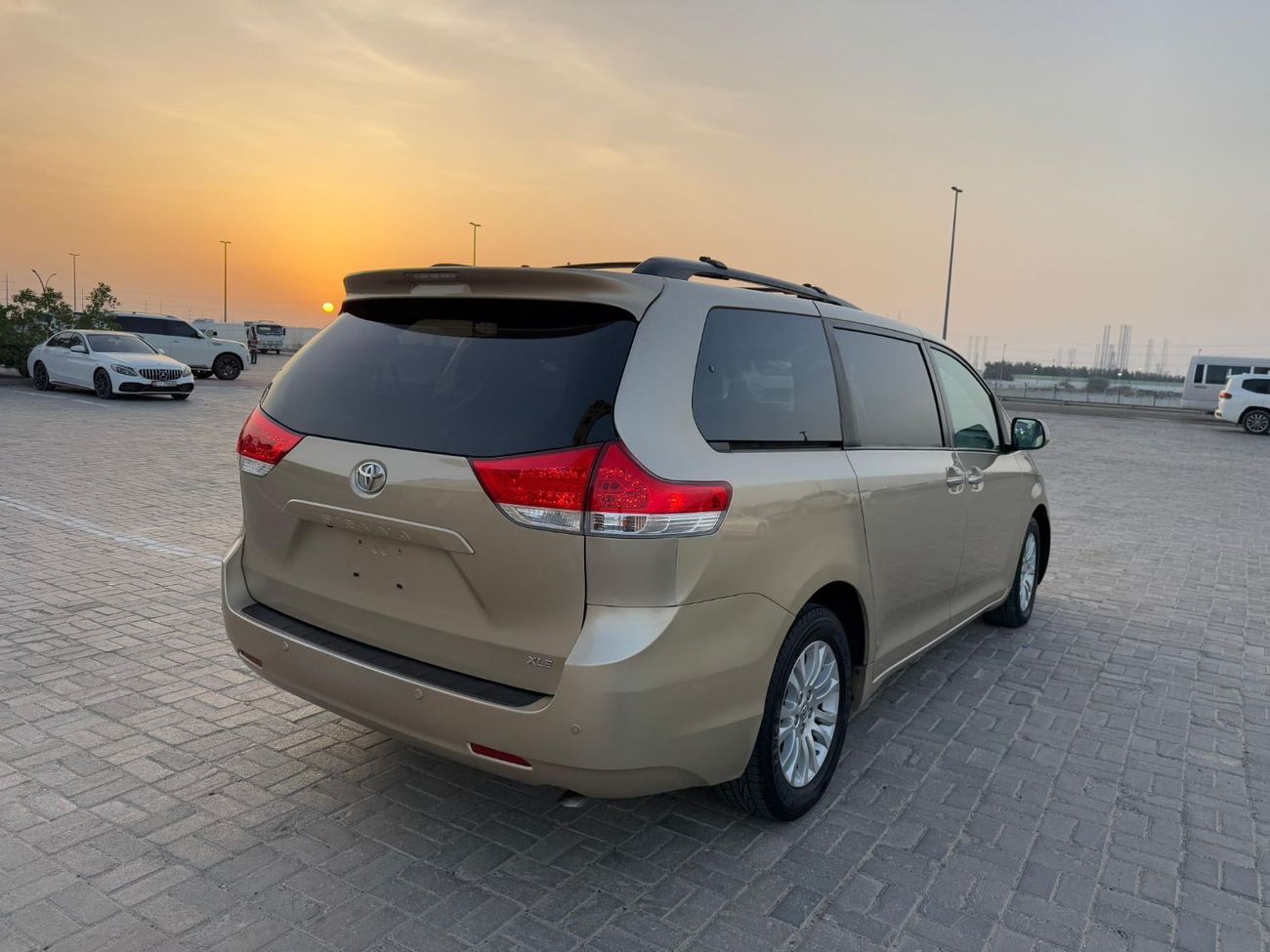Toyota Sienna Toyota Sienna 2014 XLE