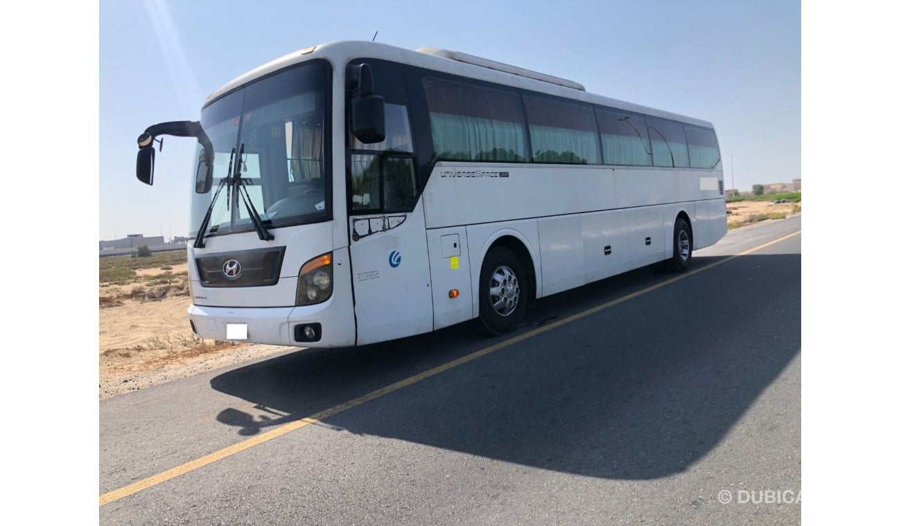 هيونداي ايرو LUXURY BUS UNIVERSR