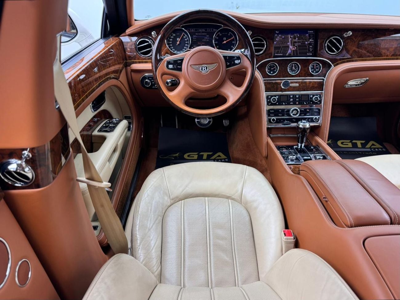 بنتلي مولسان Bentley Mulsanne, Full Service History, Excellent Condition, GCC