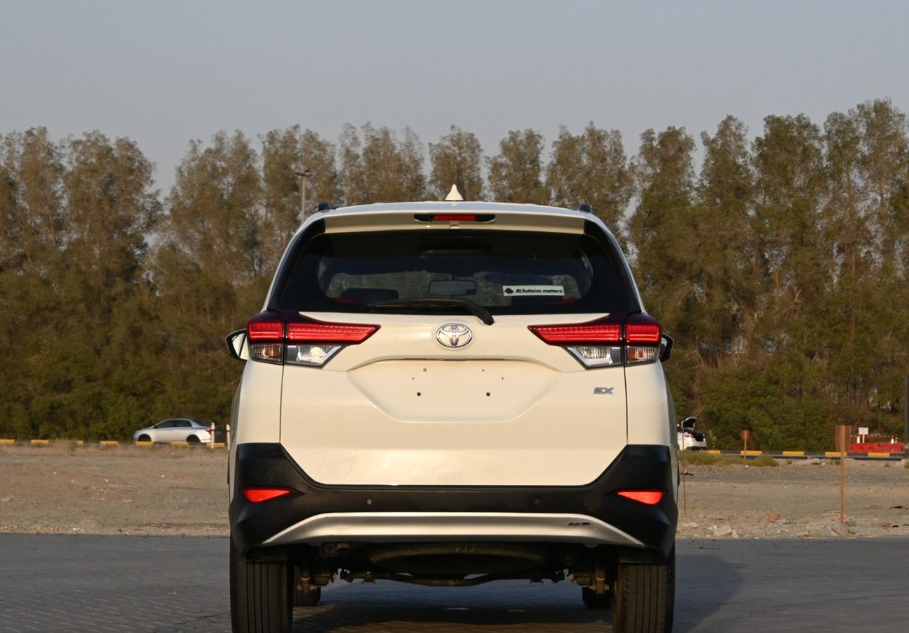 Toyota Rush EX 1.5L Toyota Rush - 2022 - GCC - Accident-Free - 1.5L  - 7 Seats - Excellent Condition