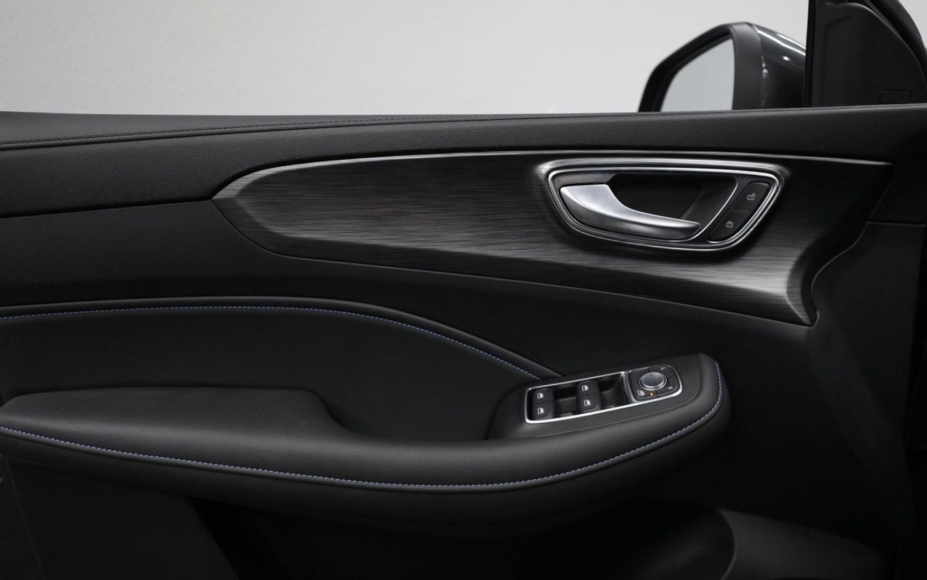 Roewe RX5 Brand New | Full option | V4 1.5L | Warranty Till 2028 | Brand New | AED 1,050 monthly with 0% Downp