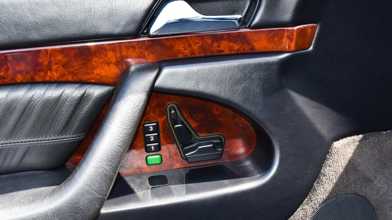 Mercedes-Benz S 320 Imported Japan