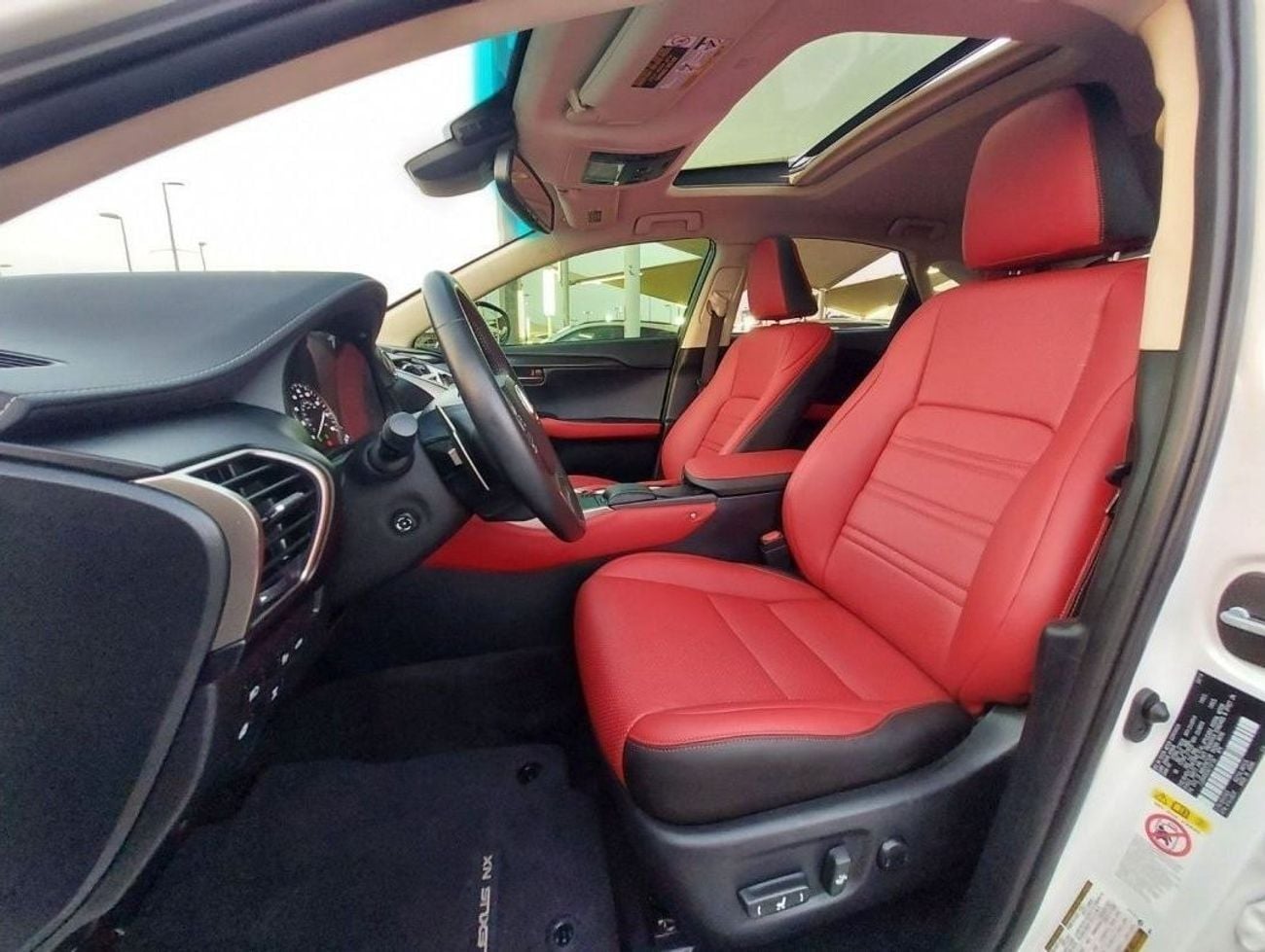 لكزس NX 300 F-SPORT F سبورت بلاتينوم