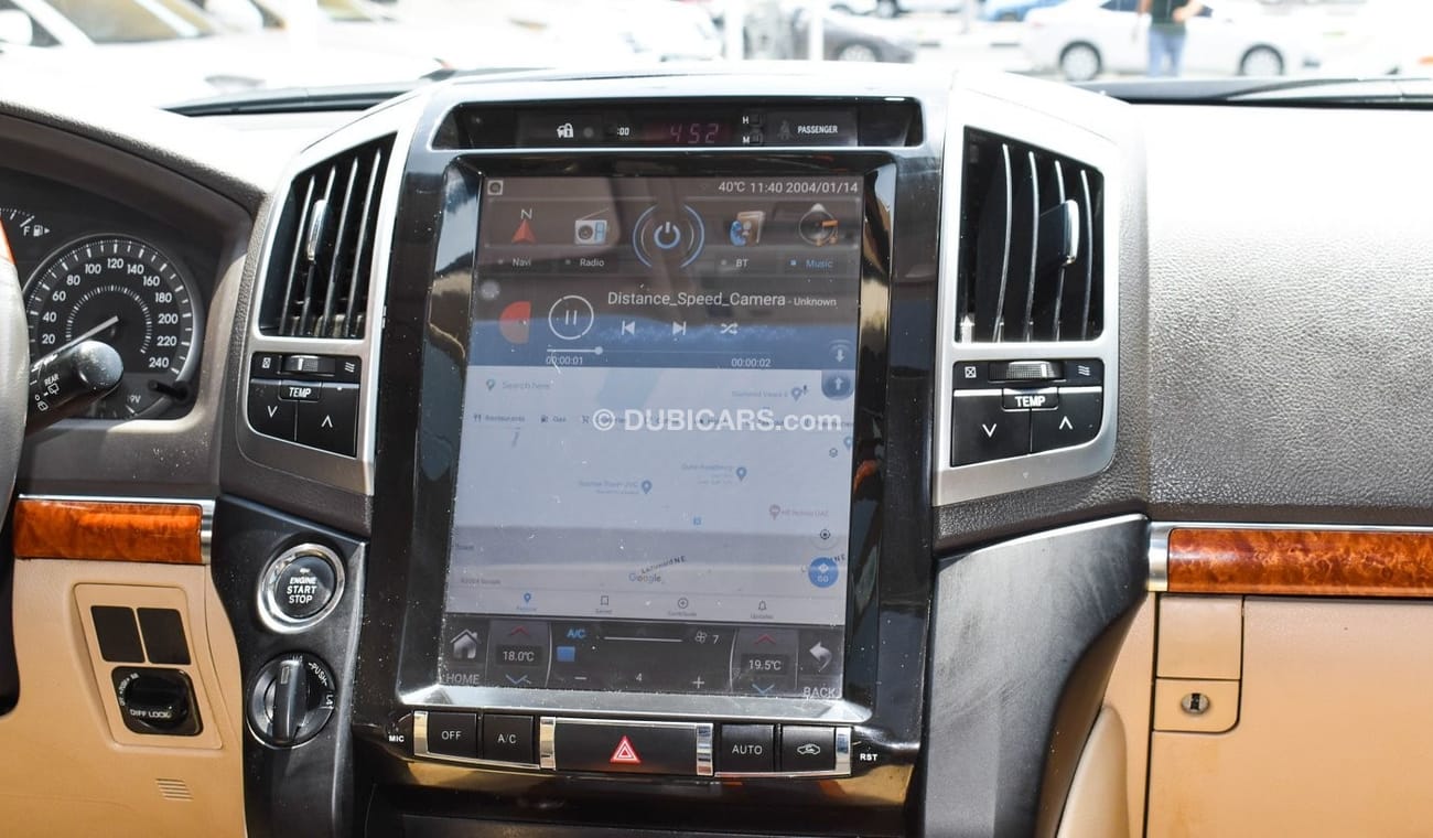 Toyota Land Cruiser GXR V6