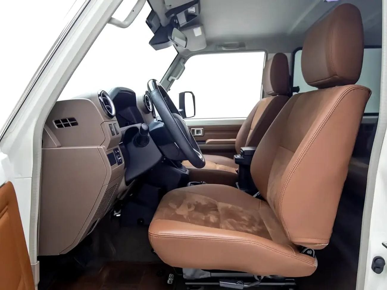 Toyota Land Cruiser 70 LC 78 40TH ANNIVERSARY 4.0L AT Land Cruiser | 70 Series 40th Anniversary | GCC Spec | With Dealer Warranty