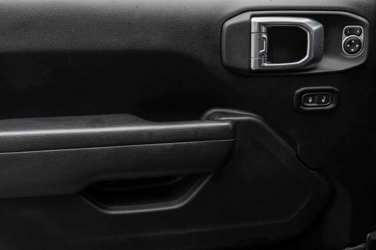 جيب جلادياتور Gladiator Sport | 2,840 P.M | 0% Downpayment | Jeep History!