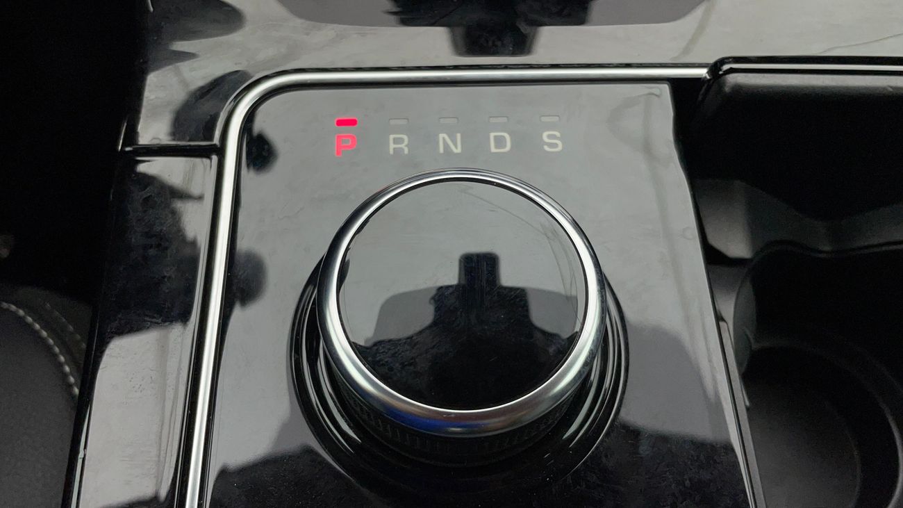 لاند روفر رينج روفر فيلار P250 2 | بدون دفعة مقدمة | اختبار القيادة في المنزل