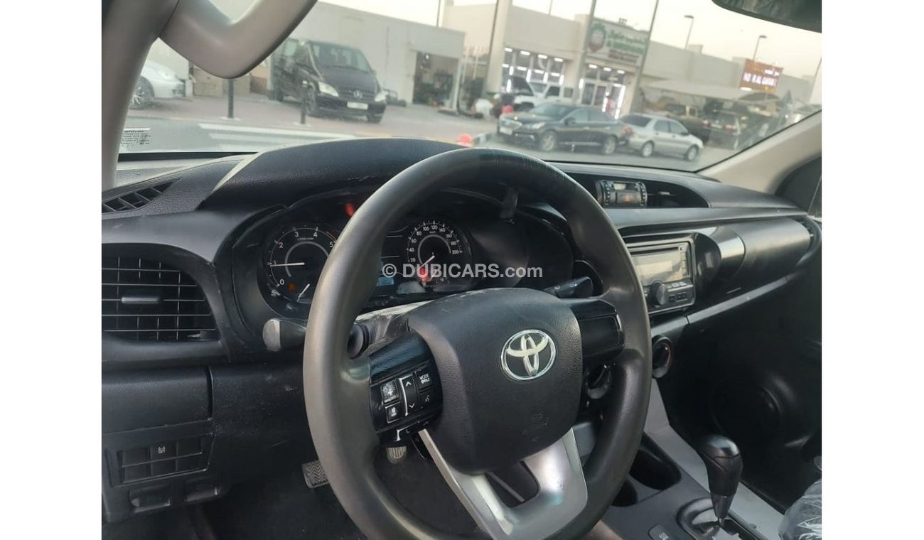 Toyota Hilux DC 4WD 2.4L DIESEL AUTOMATIC TRANSMISSION